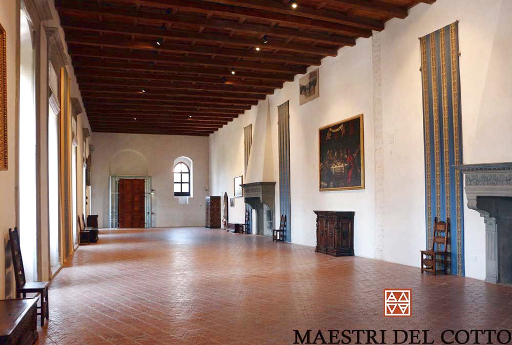 PALAZZO DUCALE A GUBBIO Pavimenti in Cotto Rosso Vissuto! Maestri del Cotto